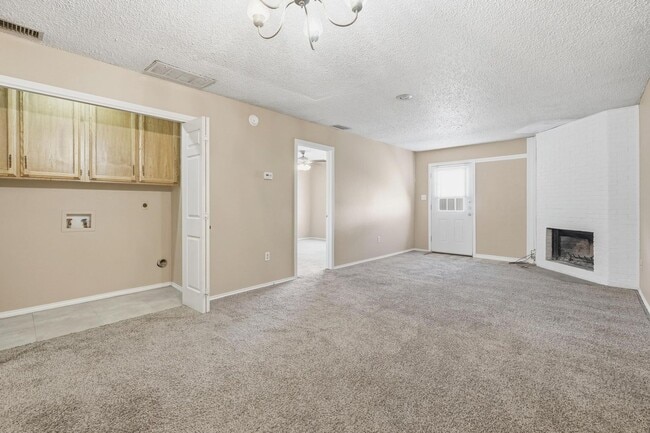 Photo - 246 Washington Blvd