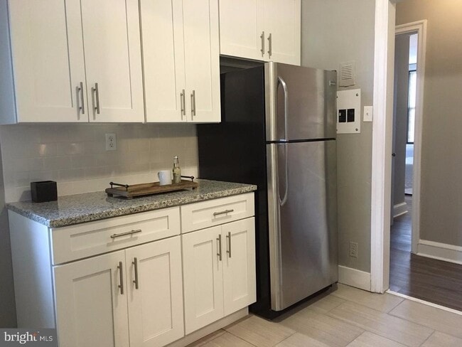 Photo - 2031 Locust St Unidad 701