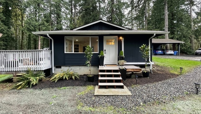 Photo - Modern Woodland Retreat in the Heart of Gig Harbor