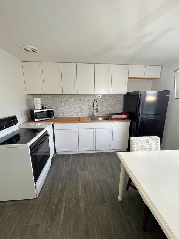 Photo - 455 S Morain St