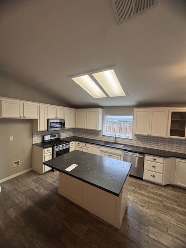 Photo - Home For Rent