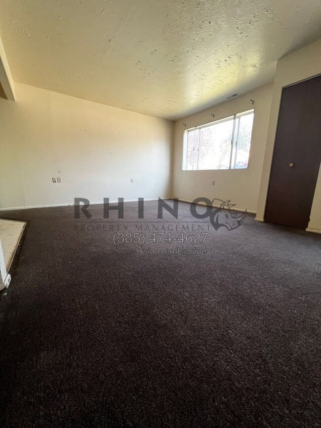 Photo - 475 N 1465 W