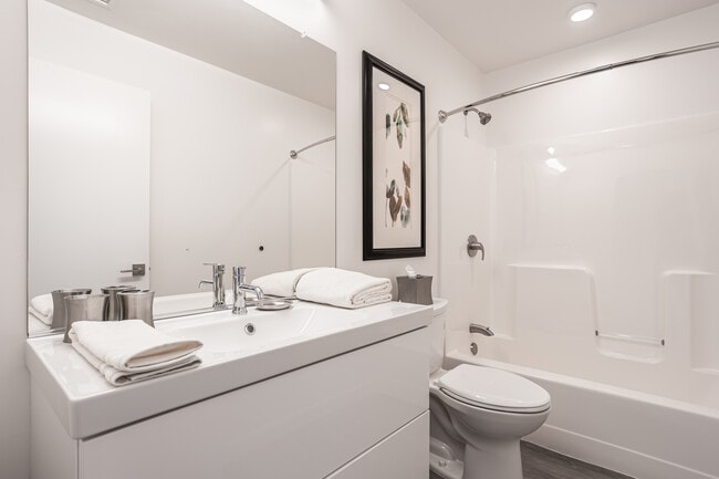 ONYX Midtown Apartments