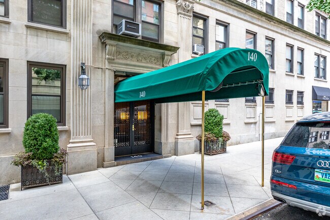 Photo - 1187-1193 Lexington Ave