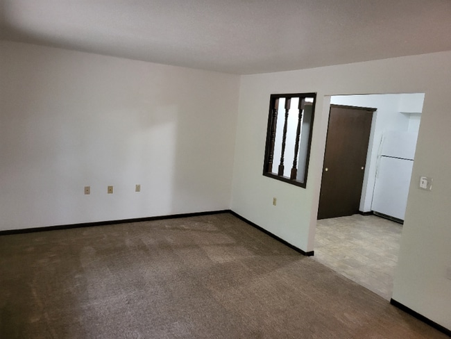 Building Photo - 1102 W McPherson St Rental