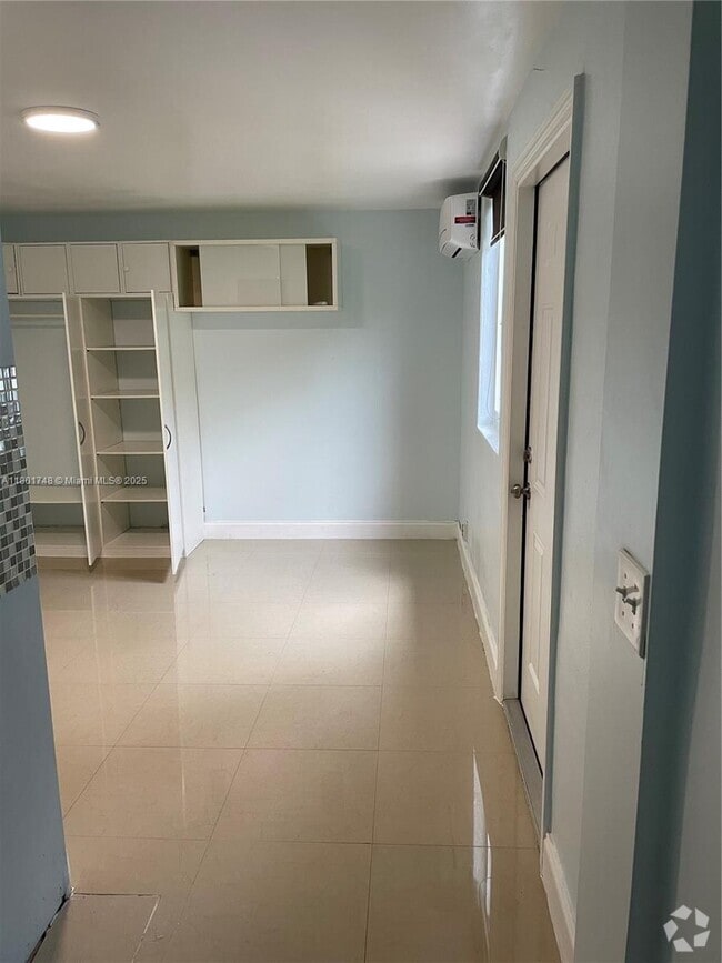Building Photo - 5321 SW 89th Ct Rental