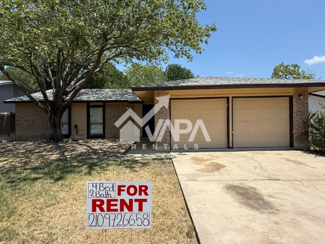 Building Photo - 826 Thrasher Dr Rental