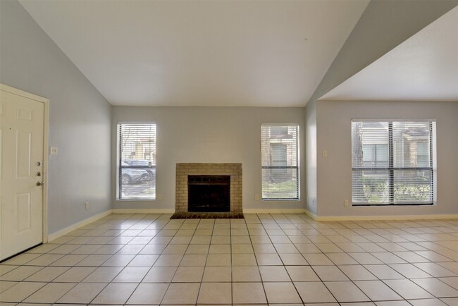 Building Photo - 7200 W T C Jester Blvd Unit 1703 Rental