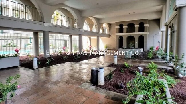 Building Photo - 555 Maine Ave Unit #313 Rental