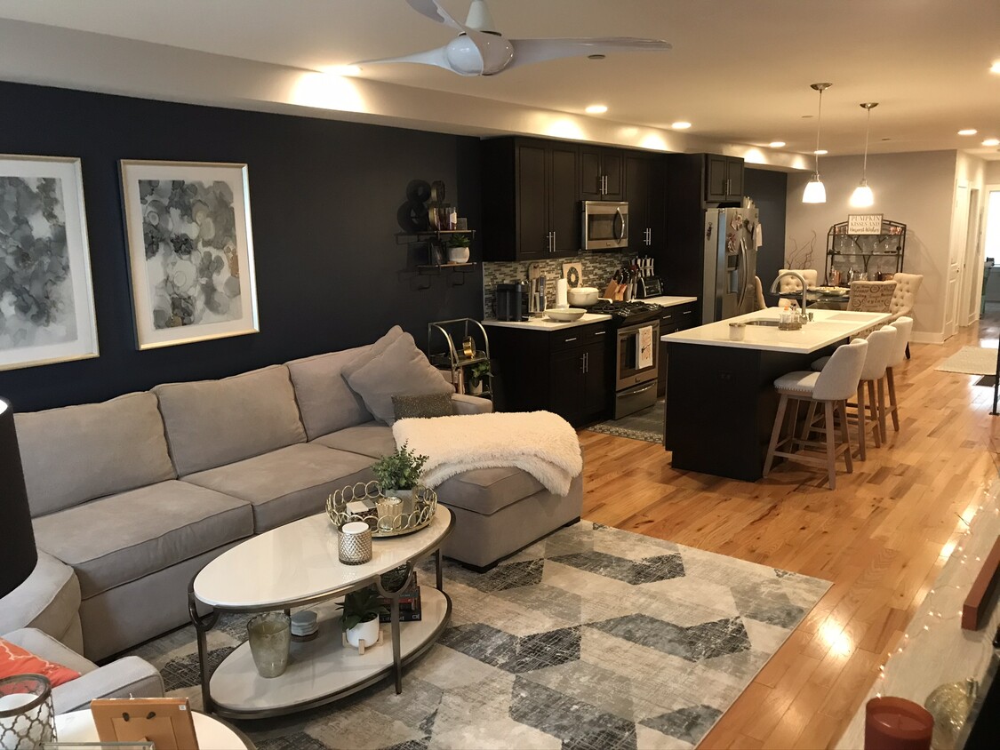 Photo - 742 N 19th St (Philadelphia, PA)