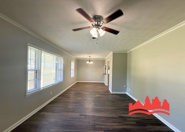 Photo - 1779 Baldwin Ave