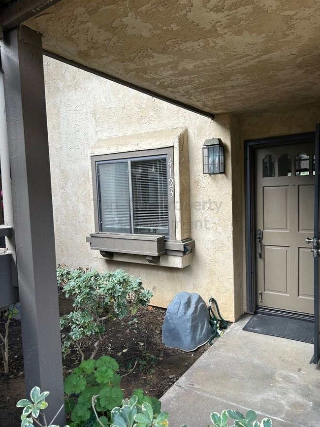 Photo - ***Upgraded 1 bed / 1 bath Condo on the Golf-Course - For Lease!