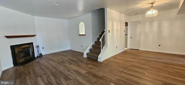 Photo - 2208 Greenwood Dr Townhome