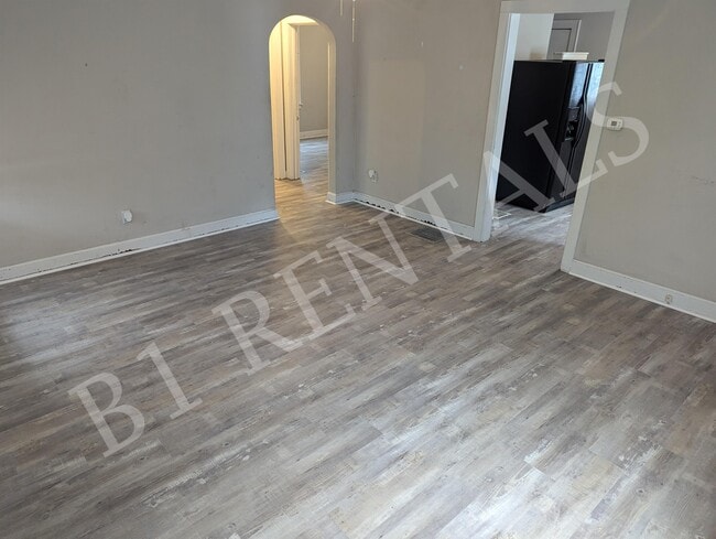 Photo - 1317 Hutchins Ave