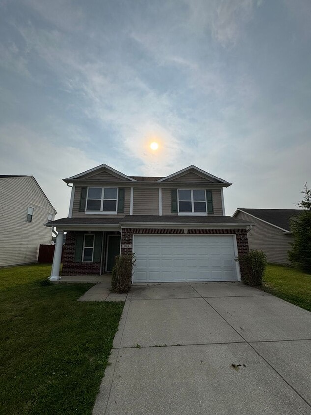 Avon - 3 BR home with loft - Avon - 3 BR home with loft