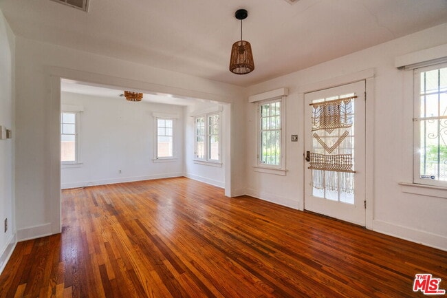 Photo - 840 Milwood Ave