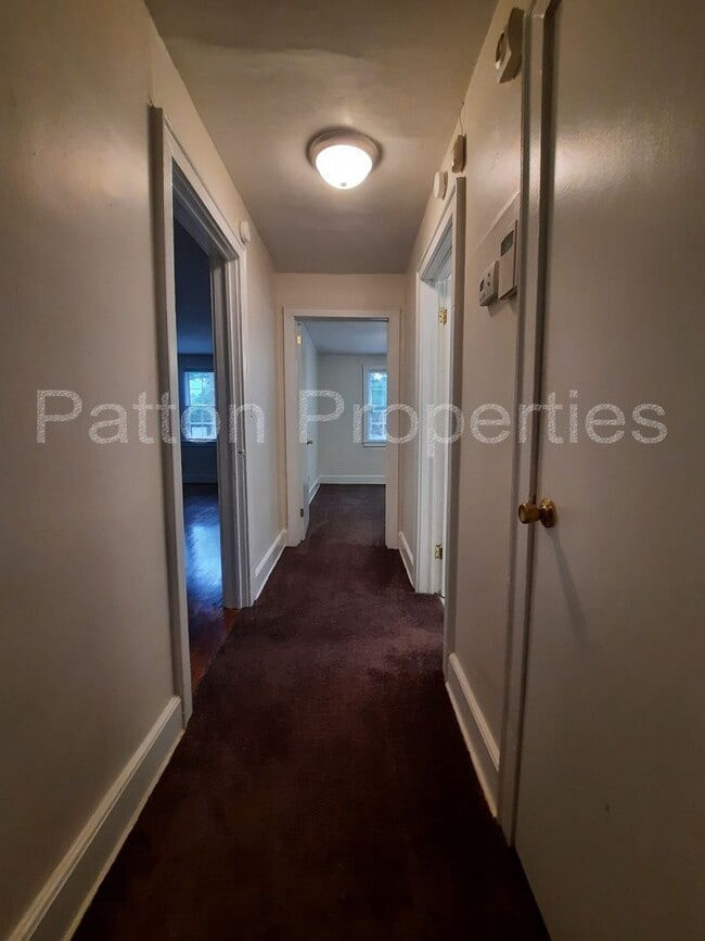 Photo - 1432-1434 Sunnyside Drive - Outside CoC - R13908-02-09 Unit 1434 Sunnyside Drive