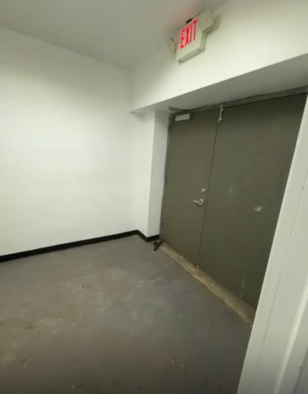 Photo - 299 Clinton Pl