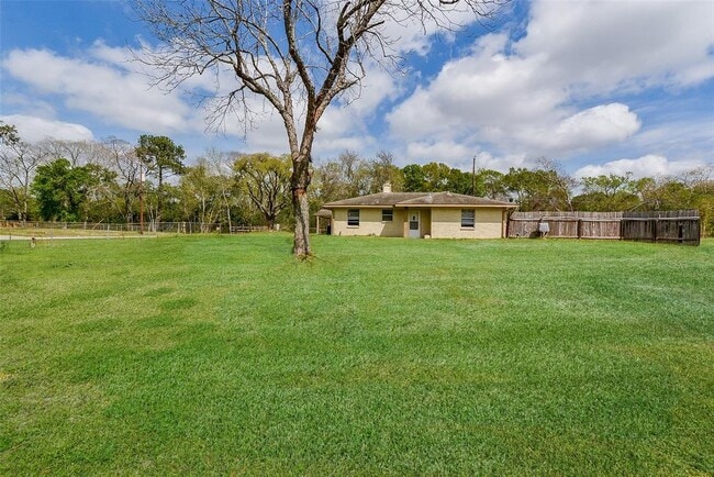 Photo - 16326 Cypress Bend Dr House