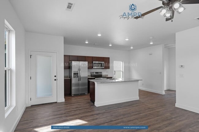 Photo - Now Pre-leasing: 3 bedroom new build in Featherston Village!