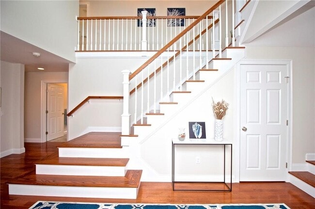 Photo - 190 Coggeshall Ave