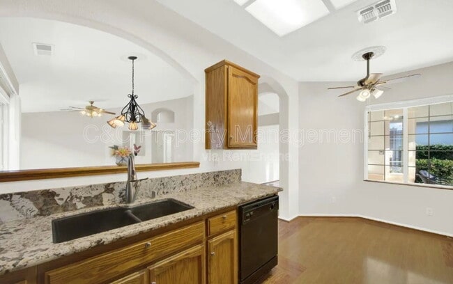 Photo - 242 Bartlett Ln