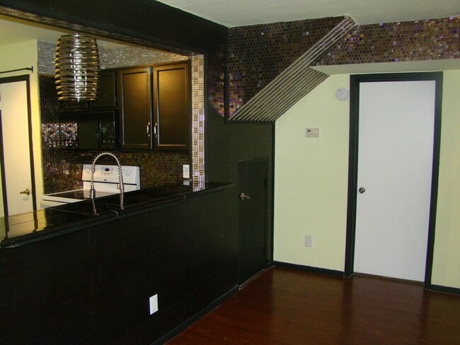 Building Photo - 30 E Brown Rd Unit 1038