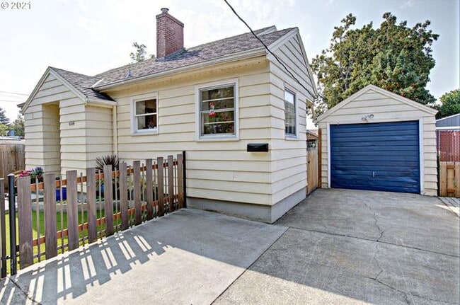 Front Side - 8124 SE Market St