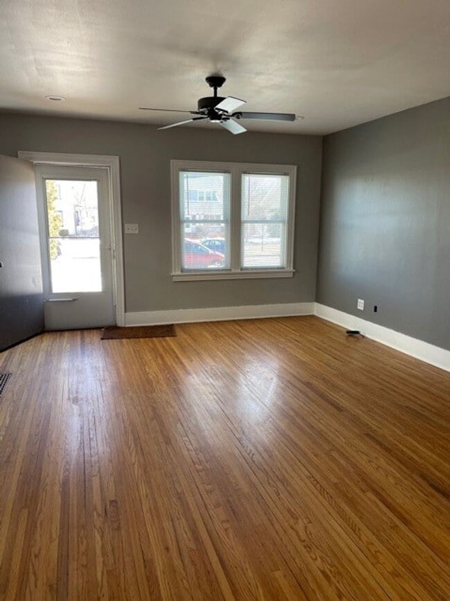 Building Photo - 2919 Jones St