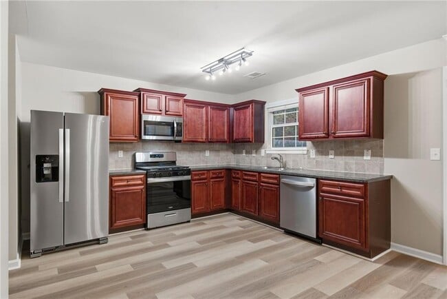 Photo - 326 Hidden Creek Ln