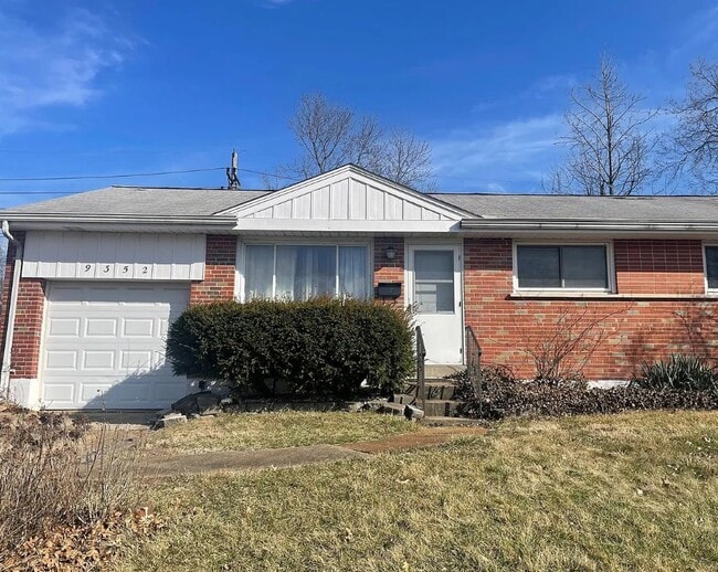 Building Photo - 9352 Bellefontaine Rd