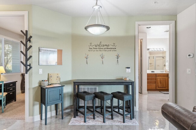 225 N Country Ln Unit SI ID1389634P