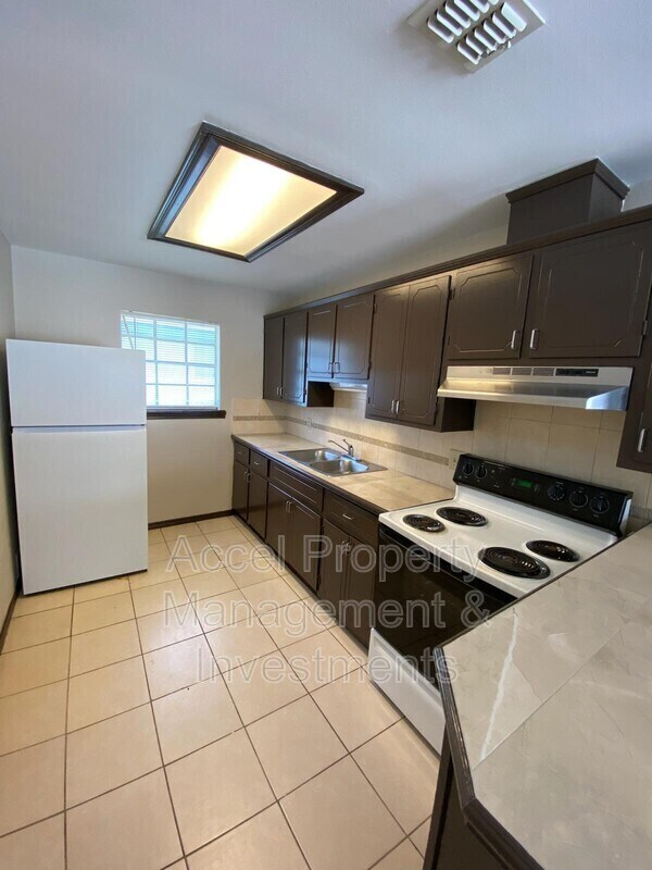 Photo - 601 Gastel Cir Unidad Apt 4