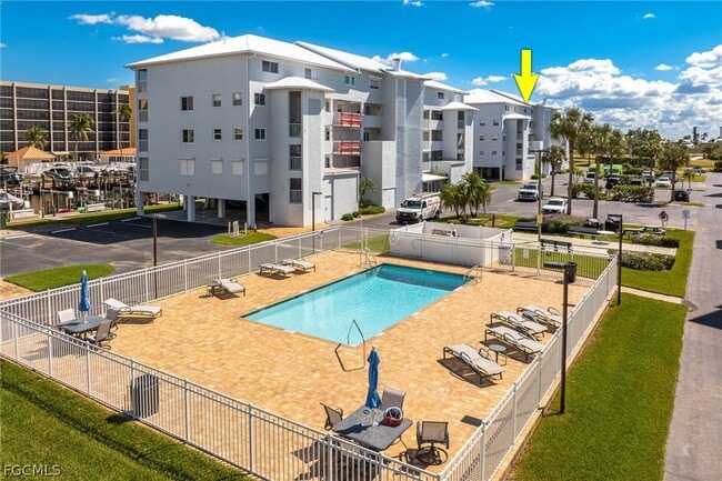 Building Photo - 4511 Bay Beach Ln Unit 315