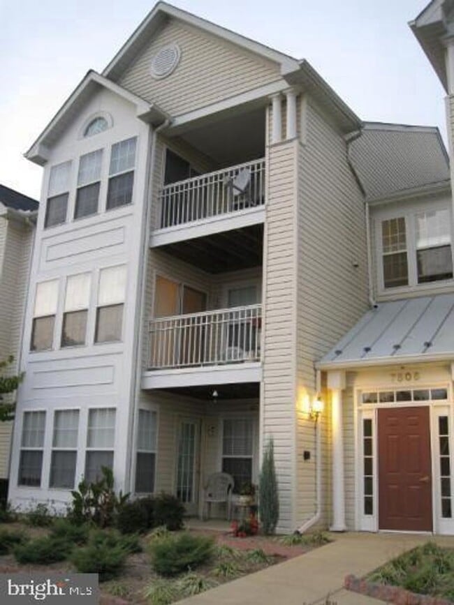 Building Photo - 7505 Calderon Ct