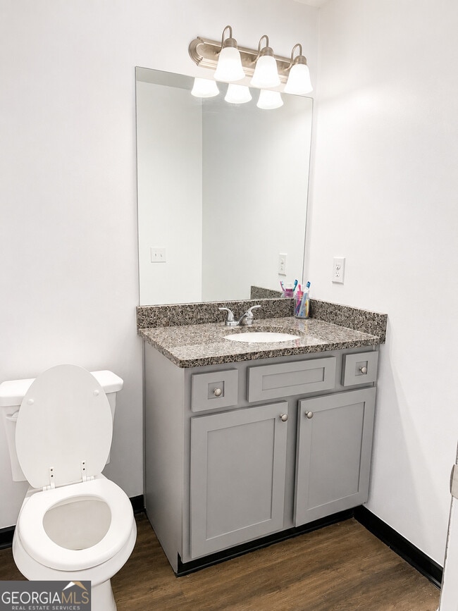 Photo - 105 Loblolly Ln
