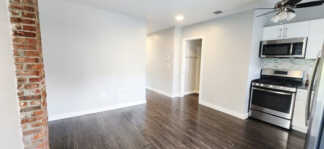 Building Photo - 1 Chelsea Ter Unit 3