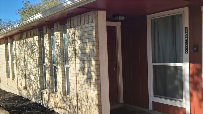 Photo - 19538 Hollowlog Dr