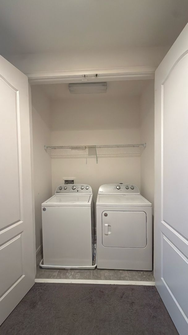 Photo - Eagle Creek three bedroom, 2 and half bath...