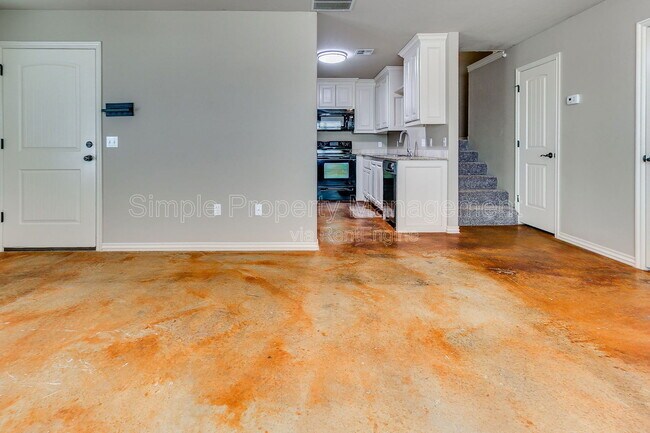 Photo - 14991 1st St