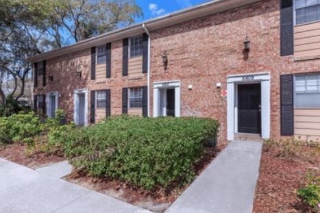 Photo - 10605 N 56th St (Tampa, FL)