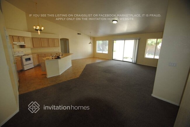 Photo - 9426 E Juanita Ave