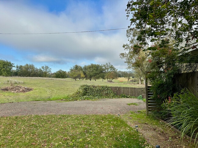 Photo - 6181 Wise Rd