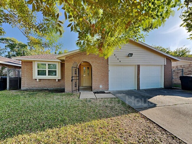 Photo - 5130 E Orem Dr House