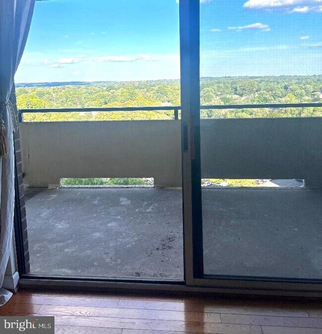 Photo - 1800 Old Meadow Rd Unit 1609