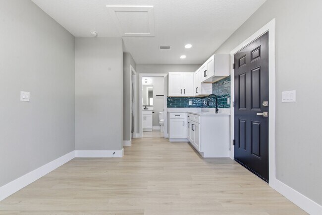 Photo - Top Shelf Aquisitions Unit 5720 79th Ave. N #B