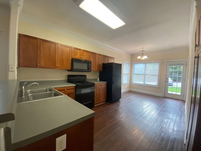 Photo - PRE-LEASING FOR AUGUST 2026!