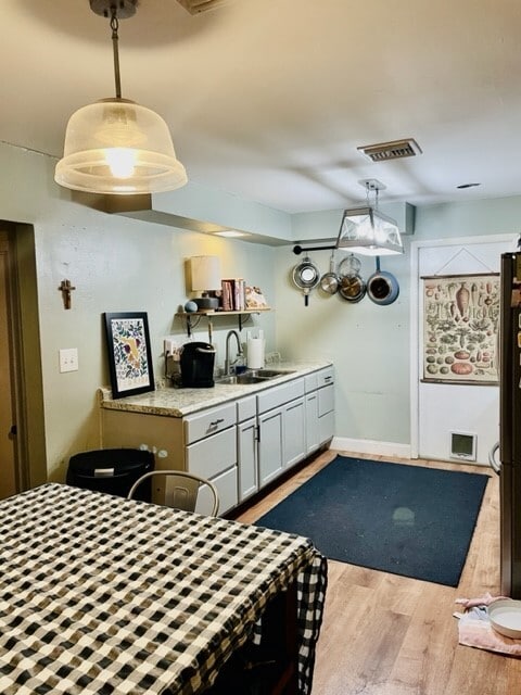 Modern kitchen - 236 Lily Rd