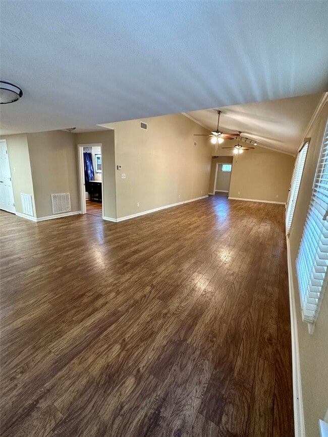 Building Photo - 2411 County Rd 2235 Rental