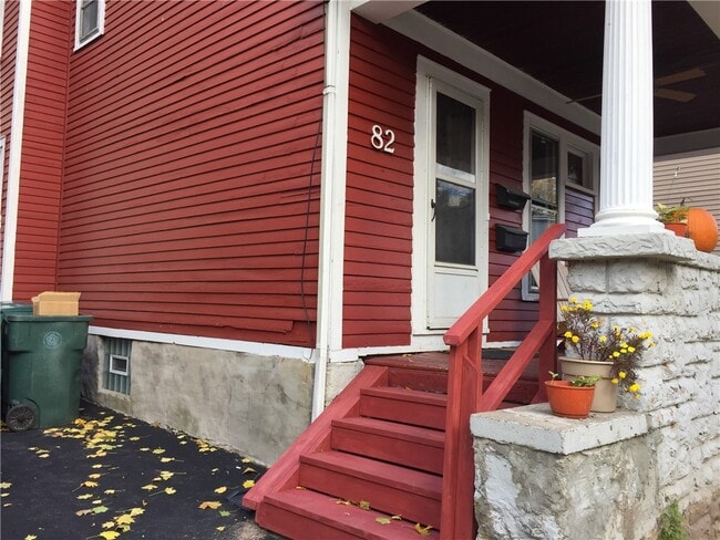 Photo - 82 Asbury St